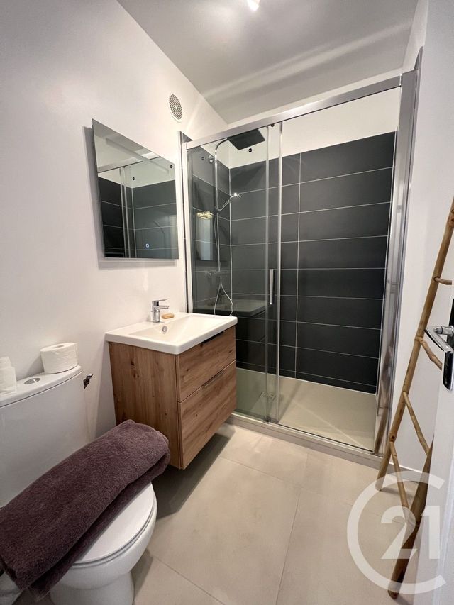 Appartement 3 pièces à louer - 3 pièces - 60.02 m2 - AVON - 77 - ILE-DE-FRANCE - Century 21 Agence Babut