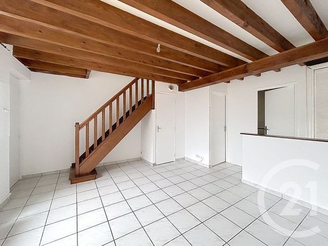 Appartement T3 à louer - 3 pièces - 53.57 m2 - THOMERY - 77 - ILE-DE-FRANCE - Century 21 Agence Babut