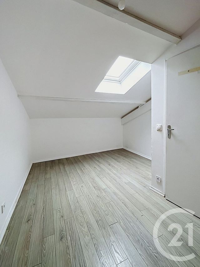 Appartement T3 à louer - 3 pièces - 53.57 m2 - THOMERY - 77 - ILE-DE-FRANCE - Century 21 Agence Babut