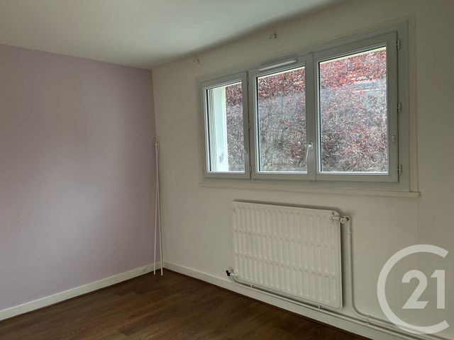 Appartement 3 pièces à louer - 3 pièces - 60.25 m2 - AVON - 77 - ILE-DE-FRANCE - Century 21 Agence Babut